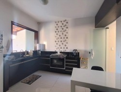 CASA NO BAIRRO RAQUEL