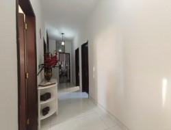 CASA NO BAIRRO RAQUEL