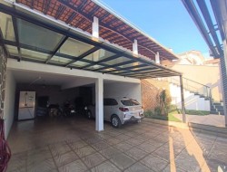 CASA NO BAIRRO RAQUEL