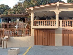 CASA NO BAIRRO SÃO FRANCISCO