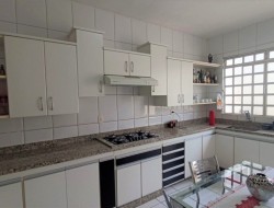 CASA BAIRRO SÃO JOSÉ