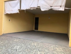 CASA NO BAIRRO CASTELO BRANCO