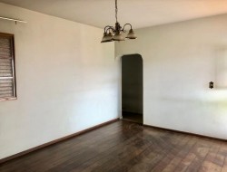 CASA NO BAIRRO CASTELO BRANCO