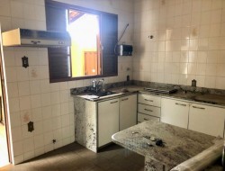 CASA NO BAIRRO CASTELO BRANCO