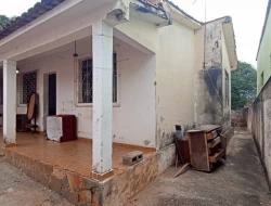 CASA LOCALIZADA  BAIRRO VILA FERREIRA / PARÁ DE MINAS