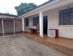 CASA LOCALIZADA  BAIRRO VILA FERREIRA / PARÁ DE MINAS