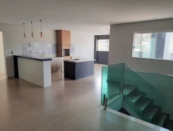 APARTAMENTO DE COBERTURA / AV. RONALDO DE CASTRO ALVES