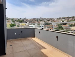 APARTAMENTO DE COBERTURA / AV. RONALDO DE CASTRO ALVES