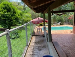 SÍTIO  DE 4 HECTARES- LOCALIZADO PRÓXIMO Á  BR-262 - APENAS 18 KM DO TREVO DE PARÁ DE MINAS.