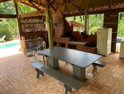 SÍTIO  DE 4 HECTARES- LOCALIZADO PRÓXIMO Á  BR-262 - APENAS 18 KM DO TREVO DE PARÁ DE MINAS.