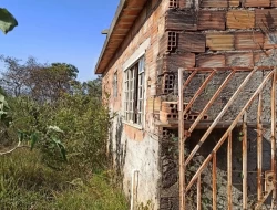 SÍTIO EM SERRA DOS FERREIRAS / ONÇA DO PITANGUI