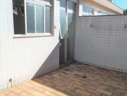 APARTAMENTO DE  COBERTURA / CENTRO / PARÁ DE MINAS