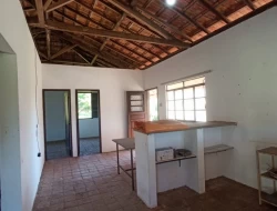 SÍTIO EM BOM SUCESSO/ PARÁ DE MINAS COM CASA LAGOA E 2 NASCENTES