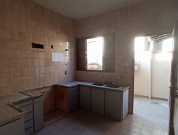 CASA LOCALIZADA NO CENTRO DE PARÁ DE MINAS / RUA COMERCIAL