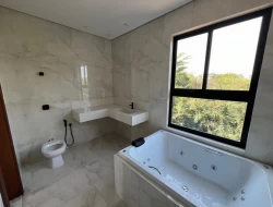 CASA ALTO PADRÃO CONDOMÍNIO ALTA VISTA - BAIRRO SÃO LUIZ