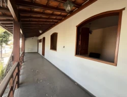 CASA BAIRRO SÃO JOSÉ COM PISCINA