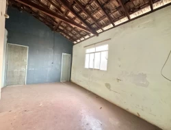 CASA NO BAIRRO SANTO ANTÔNIO