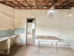 CASA NO BAIRRO SANTO ANTÔNIO