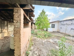 CASA NO BAIRRO SANTO ANTÔNIO