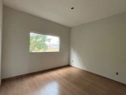 CASA NOVA BAIRRO SENADOR VALADARES