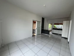 CASA BAIRRO JARDIM BEATRIZ