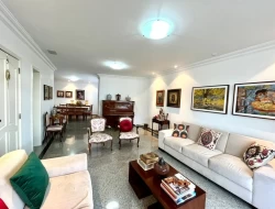APARTAMENTO NO CENTRO DE PARÁ DE MINAS