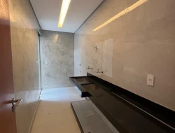 CASA NOVA ALTO PADRÃO BAIRRO CASTELO BRANCO