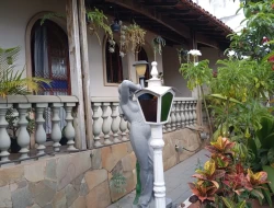 CASA PRACINHA BAIRRO SANTO ANTÔNIO