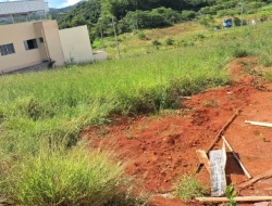 LOTES EM TORNEIROS / PARÁ DE MINAS