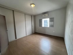 CASA BAIRRO SÃO JOSÉ