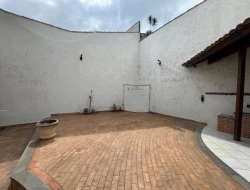 CASA BAIRRO CASTELO BRANCO
