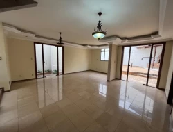 CASA BAIRRO CASTELO BRANCO