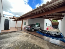 CASA BAIRRO VILA FERREIRA