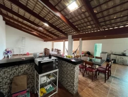 CASA BAIRRO VILA FERREIRA