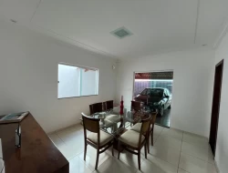 CASA BAIRRO VILA FERREIRA