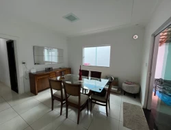 CASA BAIRRO VILA FERREIRA