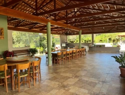 SÍTIO EM PARÁ DE MINAS