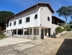 SÍTIO EM PARÁ DE MINAS