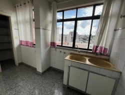 APARTAMENTO CENTRO DE PARÁ DE MINAS