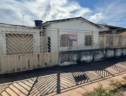 CASA BAIRRO SÃO FRANCISCO -80METROS DA PORCIÚNCULA