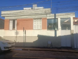 CASA COMERCIAL PRÓXIMO CENTRO/PARÁ DE MINAS