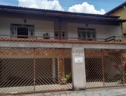 CASA A VENDA BAIRRO SÃO JOSÉ COM 267 M² ÁREA CONSTRUÍDA