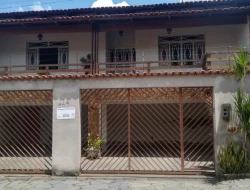 CASA A VENDA BAIRRO SÃO JOSÉ COM 267 M² ÁREA CONSTRUÍDA