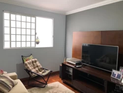 VENDE-SE CASA – BAIRRO DOM BOSCO – PARÁ DE MINAS/MG