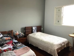 VENDE-SE CASA – BAIRRO DOM BOSCO – PARÁ DE MINAS/MG