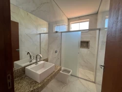 APARTAMENTO  COM 2 SUÍTES - CENTRO - PARÁ DE MINAS