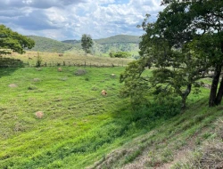 FAZENDA - POVOADO DE  CARNEIROS