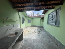 IMÓVEL COMERCIAL- DE ESQUINA - CENTRO DE PARÁ DE MINAS - MG