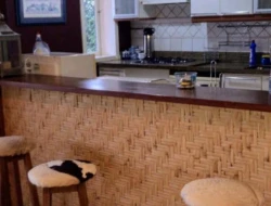 CASA À VENDA EM ESCARPAS DO LAGO-CAPITÓLIO-MG