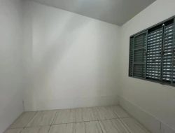 CASA RUA COMERCIAL DE ESQUINA - CENTRO DE PARÁ DE MINAS - MG